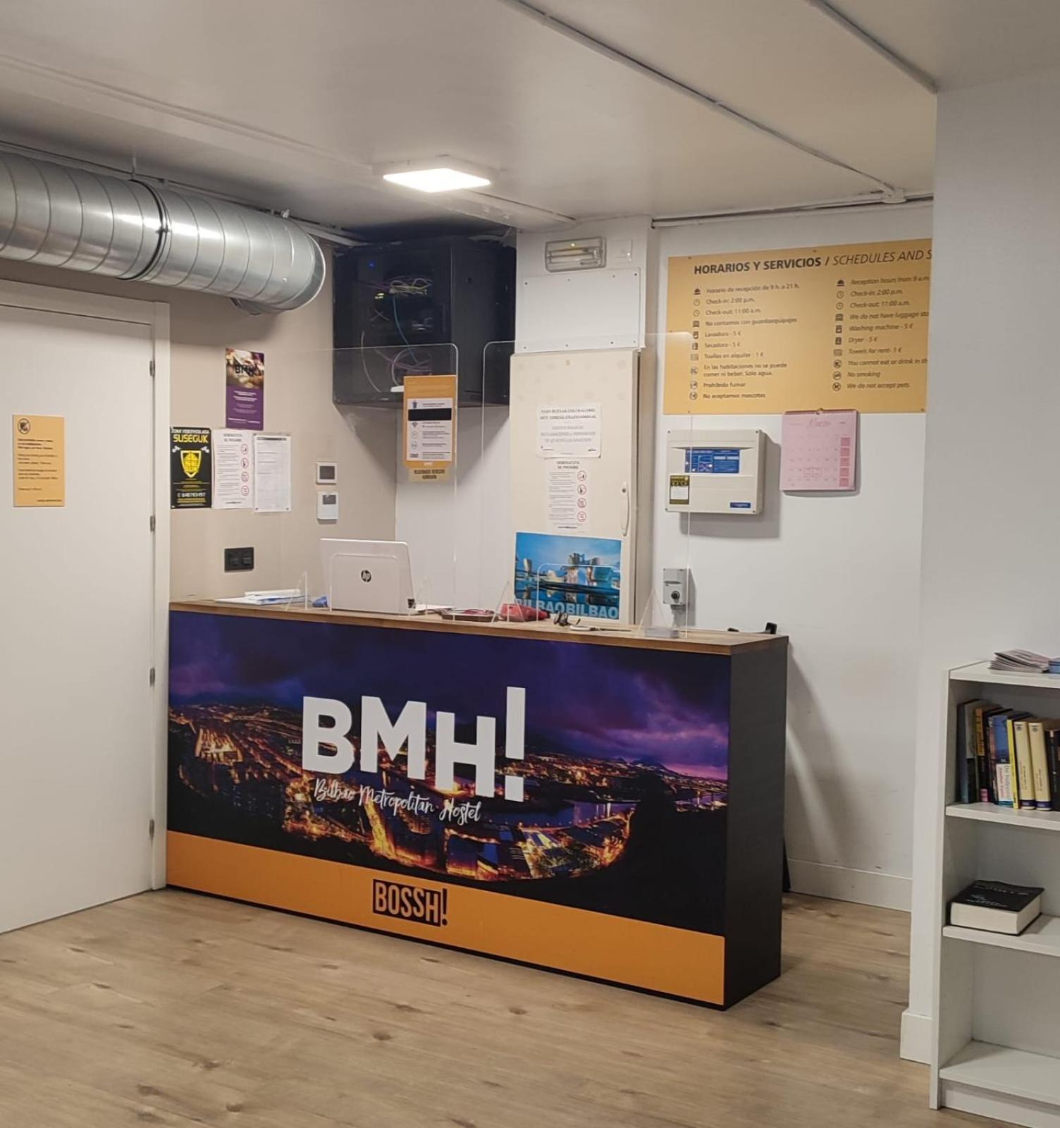 Bilbao Metropolitan Hostel By Bossh Hotels Bagian luar foto