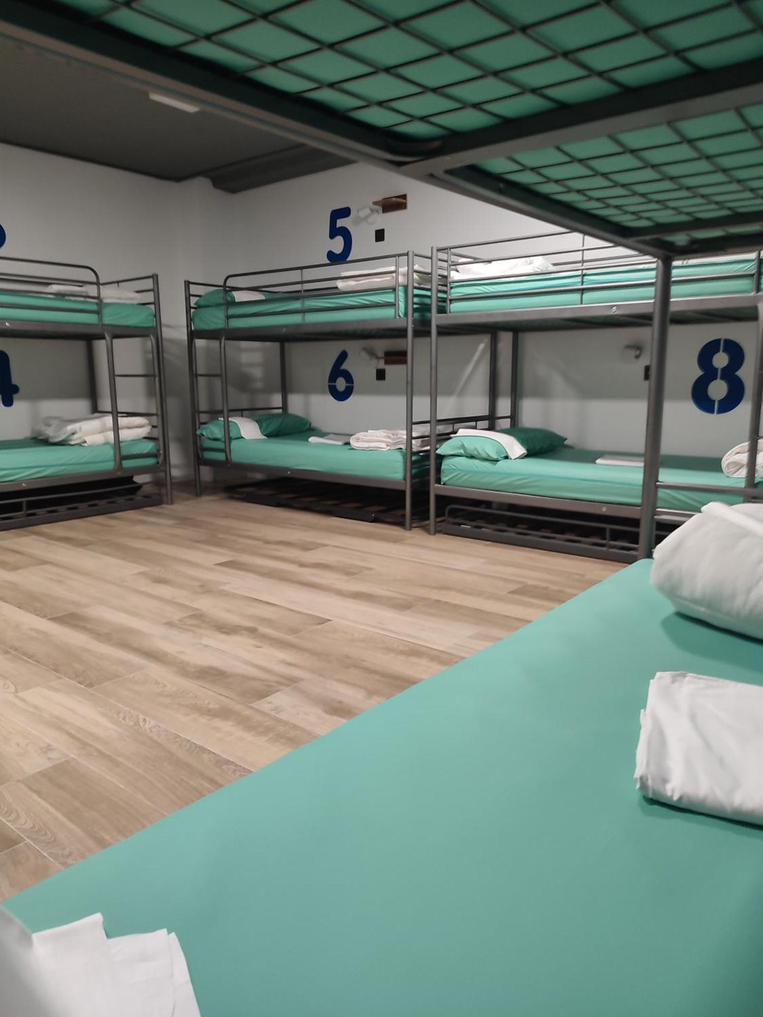Bilbao Metropolitan Hostel By Bossh Hotels Bagian luar foto