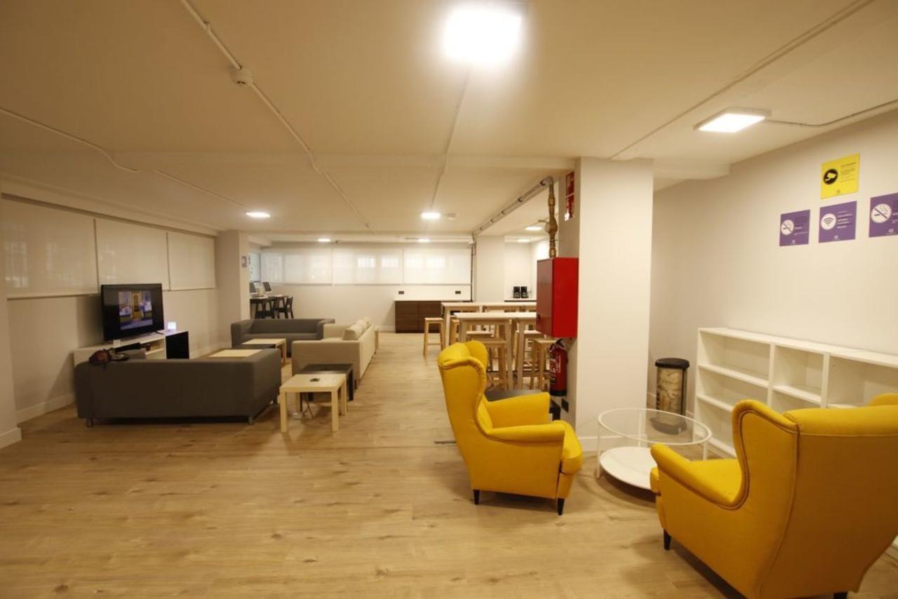 Bilbao Metropolitan Hostel By Bossh Hotels Bagian luar foto
